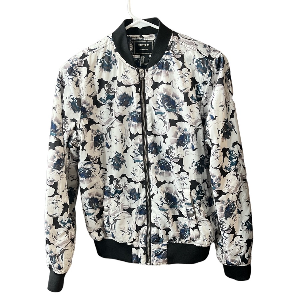 Forever 21 Floral Bomber jacket Size small